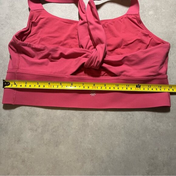 ATHLETA Womens Pink Sports Bra LARGE fun twist back Perfect for workouts - Picture 4 of 5